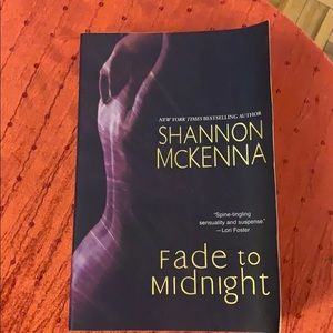 Fade to Midnight - Shannon McKenna